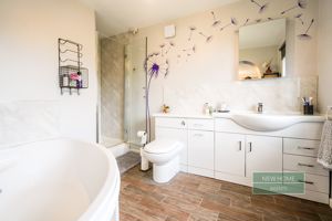 Photo 25- click for photo gallery